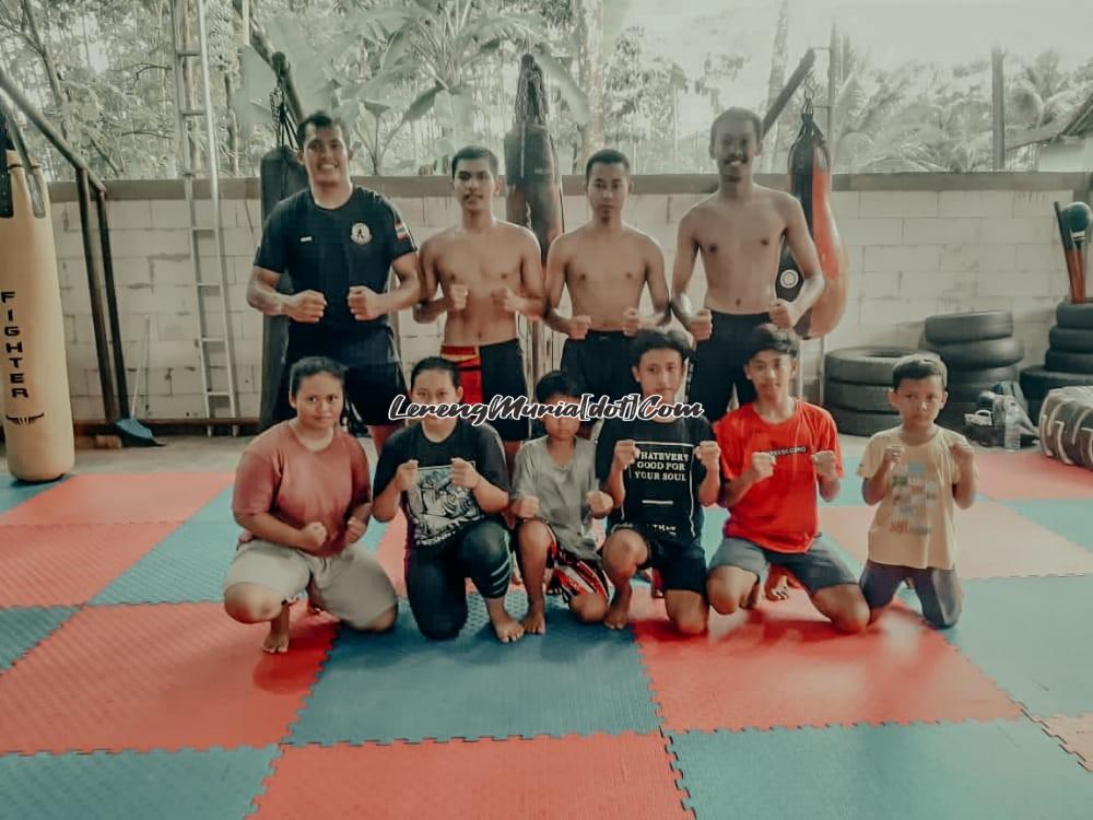 Atlet Muaythai selesai latihan