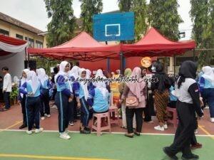 Foto bazar siswa SMKN 1 Pati di acara Gravitasi