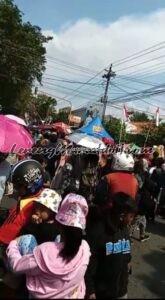 Foto warga Pati memadati jalur kirab