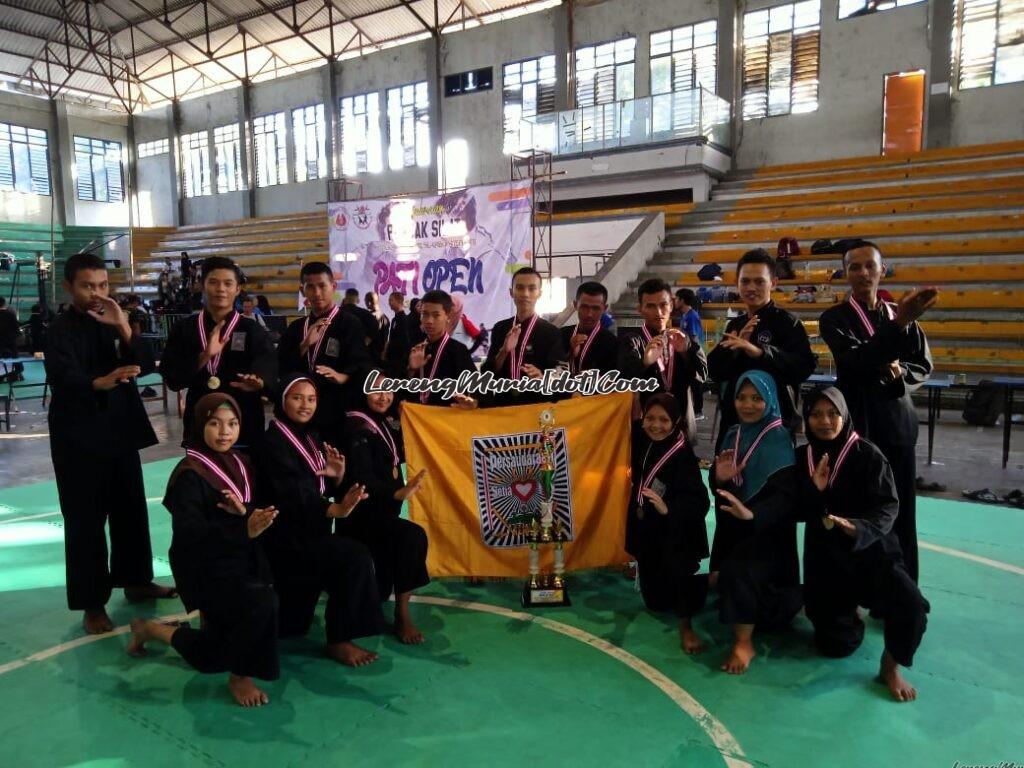 Foto atlit SMK BTB Juwana Juara Umum I Pati Open 2019