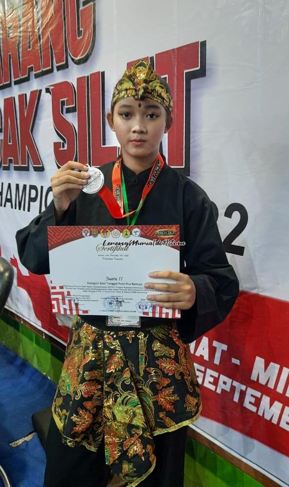 Foto Qiken Dwi Tata Olifia, salah satu atlit andalan SMPN 1 Gembong