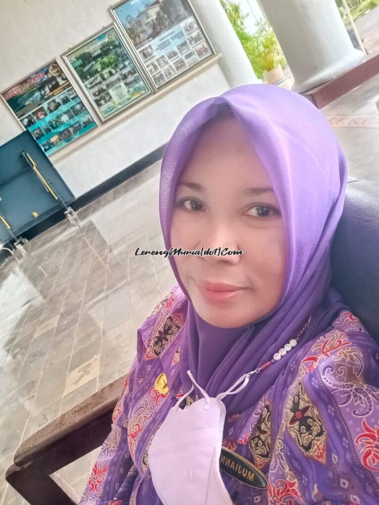 Foto Mujiannie,S.Pd.,M.Si., Guru BK SMAN 3 Pati
