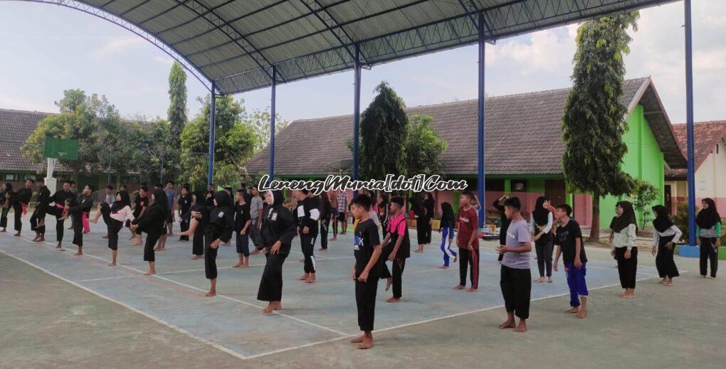 Foto atlet SMPN 2 Batangan sedang latihan