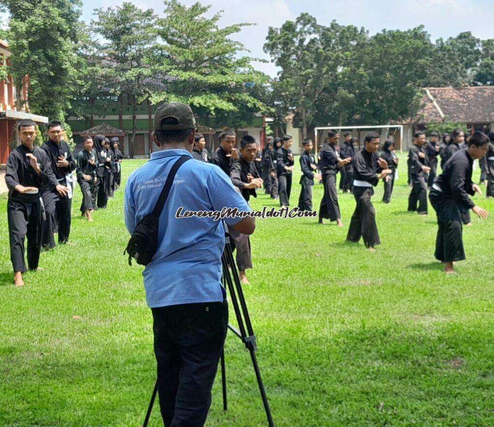 Foto pengambilan gambar di outdoor