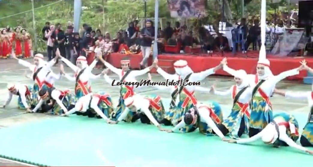 Foto SMPN 1 Gembong tampilkan gerakan tari saman nan atraktif