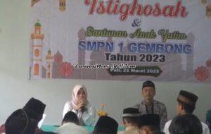 Foto sambutan Kepala SMPM 1 Gembong Dra. Istiana,M.Pd.(berhijab baju putih)