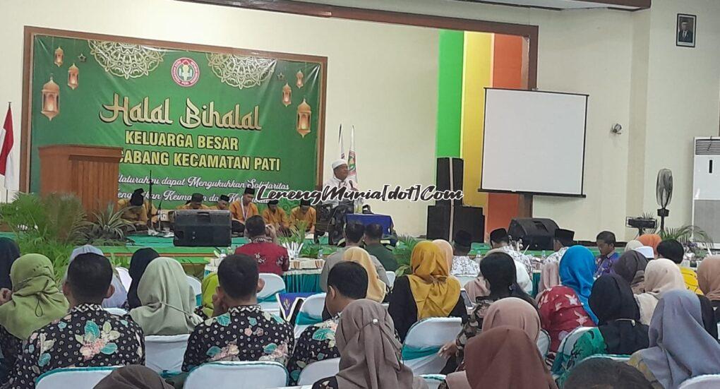 Foto halal bihalal PGRI Kecamatan Pati dengan pembicara K.H. Ahmad Nadhif Abdul Mudjib,Lc., M.E.