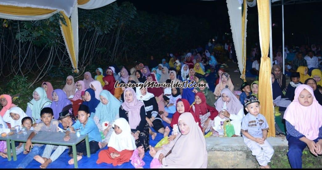 Foto jamaah menghadiri pengajian umum di TPQ An Nur Desa Semirejo