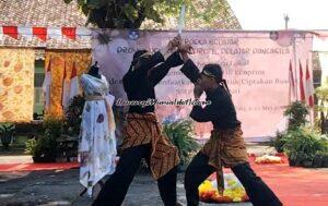 Foto pesilat SH Terate tampil di acara pagelaran P5 SMPN 4 Pati