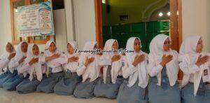 Foto siswa Rohis Al Falah SMAN 3 Pati siap menampilkan tari saman di MPLS