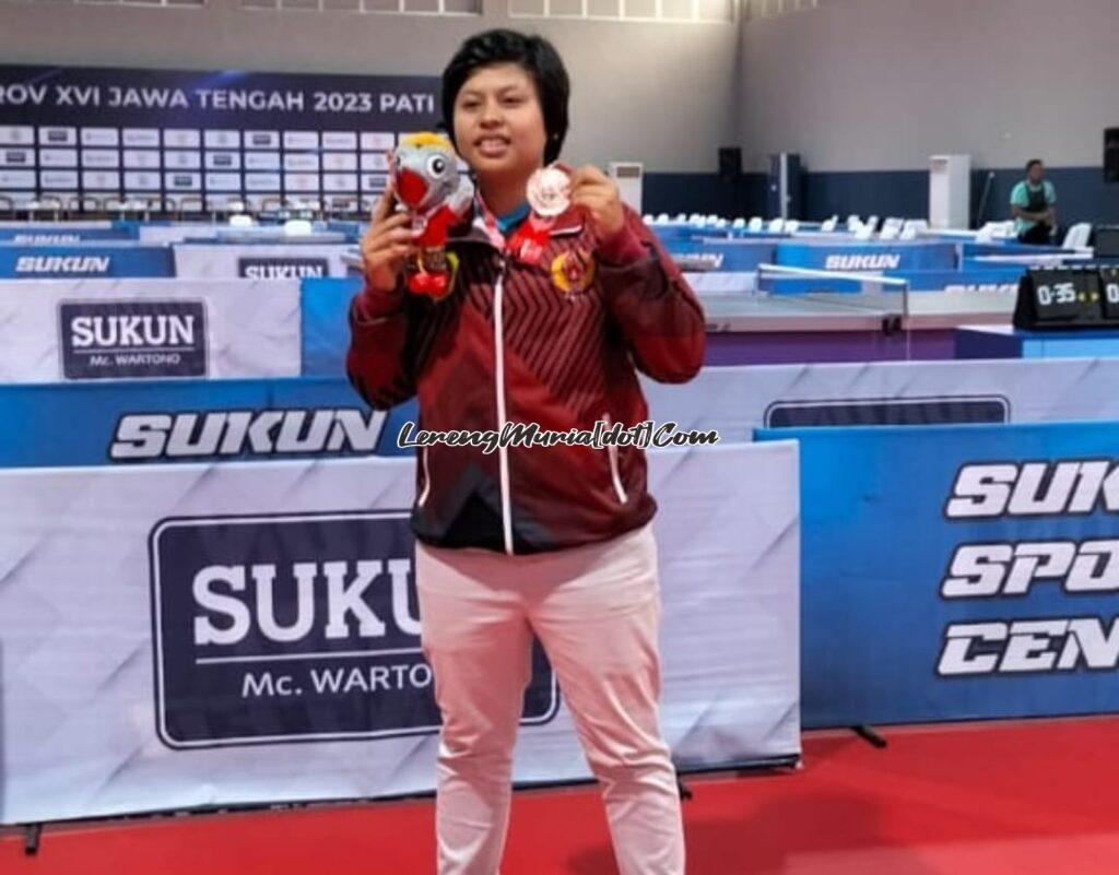 Foto Neza Karimatu Zahra atlet tenis meja SMAN 3 Pati peraih medali perunggu Porprov Jateng 2023