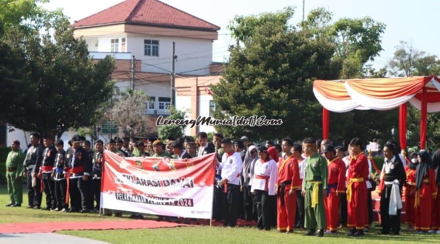 Foto perwakilan 11 perguruan pencak silat anggota IPSI Kabupaten Pati saat menghadiri deklarasi damai di Alun-Alun Simpang Lima Pati