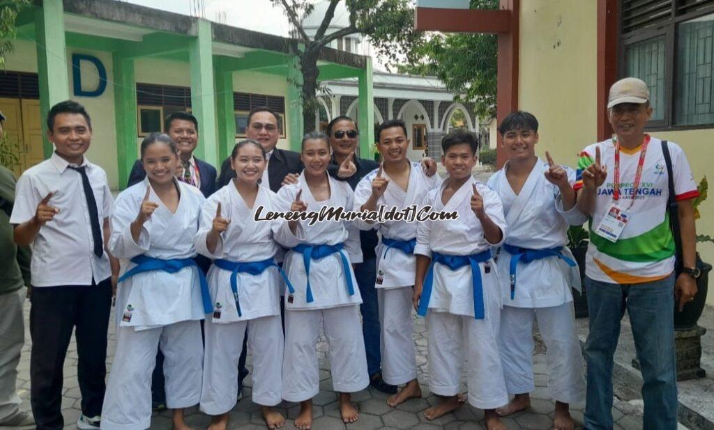 Foto Tim Karate Kabupaten berhasil menambah 2 medali emas Porprov Jateng 2023