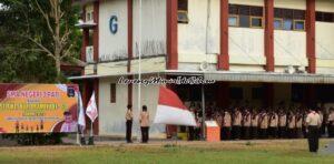 Foto pengibaran bendera dalam HUT Pramuka ke 62 di SMAN 3 Pati