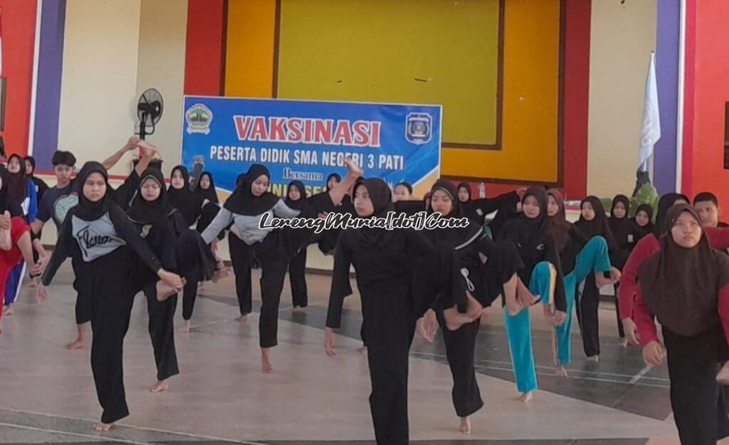 Foto pesilat SH Terate SMPN 3 Pati pada saat latihan bersama untuk meraih medali Muria Raya Open I