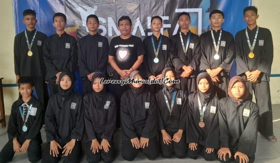 Foto pesilat SH Terate SMPN 4 Pati yang tampil memukau berhasil meraih 8 medali di Kejuaraan SMALFA CUP 2023