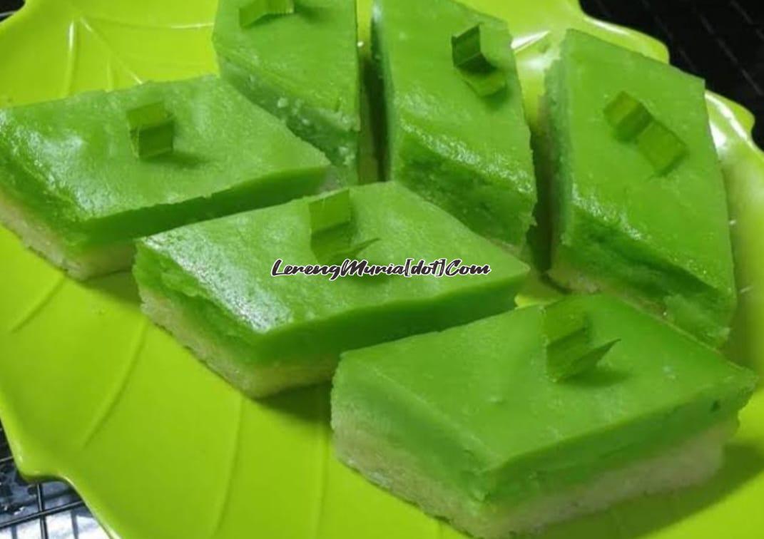 Kue lapis srikaya merupakan pengembangan dari buahnya yang berasa segar dan manis