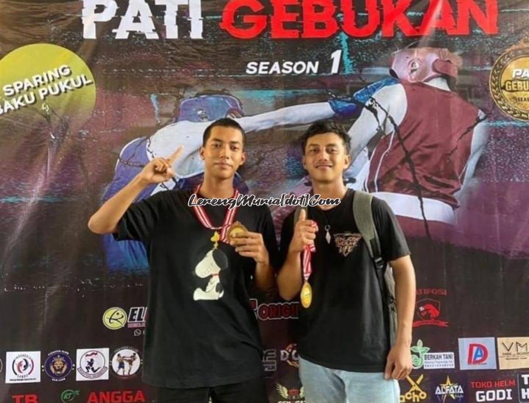 Ahmad Catur Yulianto (kiri) petarung dari  Pencak Silat Cempaka Putih Pati berharap menjadi atlet MMA