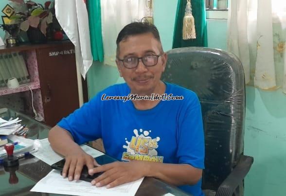 Kepala SMPN 4 Pati Drs. Mulyono, M.Pd., Sempati tetap berprestasi dan berkarakter