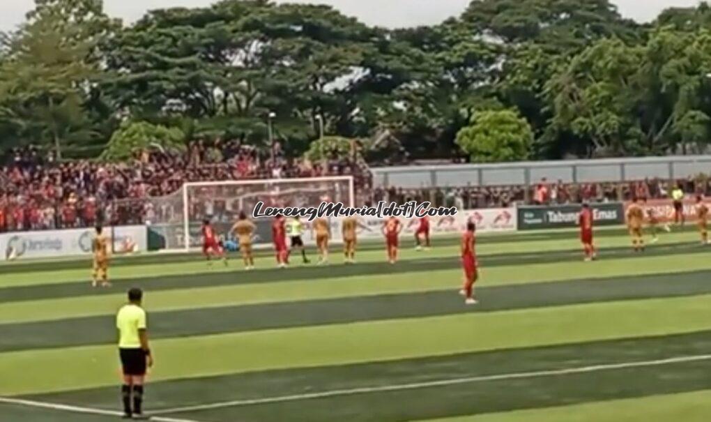 Suasana pertandingan di Stadion Joyo Kusumo Pati saat Persipa menjamu Persiba Balikpapan