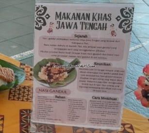 Banner seputar makanan khas Jawa Tengah yang di dalamnya menerangkan seputar nasi gandul asli Pati