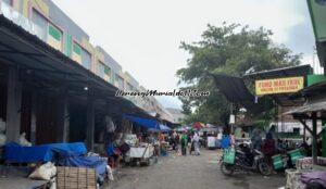 Los sayur bagian belakang (utara) Pasar Ngawen Blora yang tidak terkena amukan api masih utuh