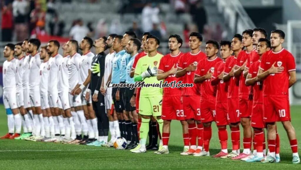 Dua kesebelasan yang meramaikan persaingan Asian Cup U-23, salah satunya adalah Indonesia (kostum merah) yang mampu maju ke babak 8 besar (Foto: Bola.com)