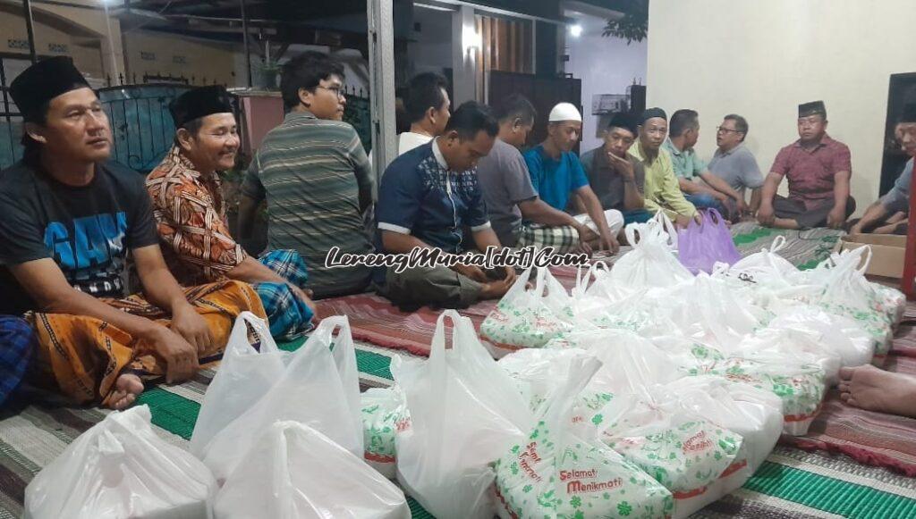 Suasana sedekah bumi di Perum Rendole Indah Blok I-2 Muktiharjo Margorejo yang penuh kesederhanaan