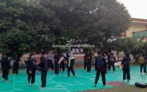 Ilustrasi pesilat SH Terate Cabang Pati siap menyambut SH Terate Cup VIII dengan serius latihan di atas matras