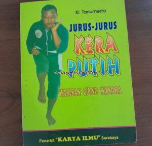 Buku bela diri Pencak Silat Kera Putih yang membuat penasaran pembacanya, sekilas mirip Silat SH Terate