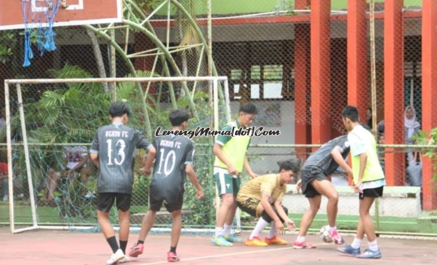 Futsal merupakan salah satu lomba class meeting yang mendapat perhatian khusus dari para siswa