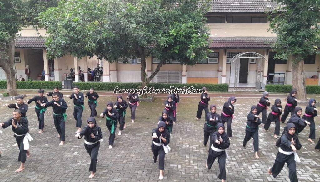 Suasana latihan SH Terate SMKN 1 Pati