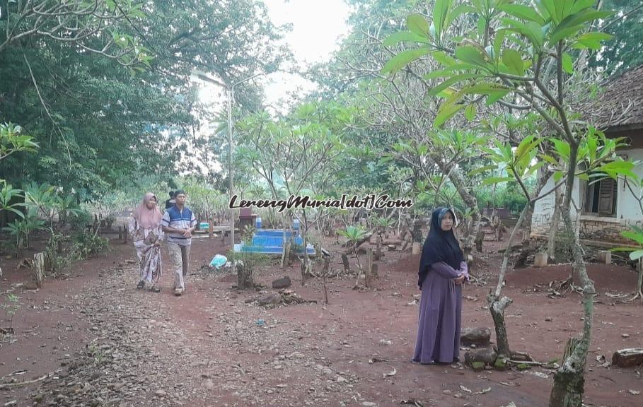 Suasana Pemakaman Mbeji Semirejo pada saat menjelang bulan Ramadhan