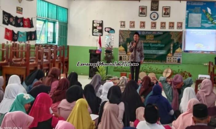 SDN Kutoharjo 02 Pati mengadakan Pesantren Ramadhan untuk memperkuat karakter akhlak mulia siswa