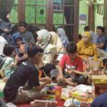 PUPUK KEBERSAMAAN, KELUARGA BESAR MBAH SURAJI ADAKAN SILATURAHMI LEBARAN