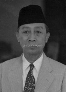 SIAPA KETUA UMUM IPSI PUSAT ?