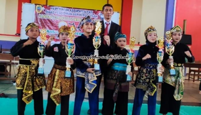 Para juara O2SN SD tingkat Kabupaten Pati cabang pencak silat