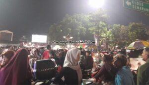MALAM MENJELANG DEMO WARGA PATI DI ALUN-ALUN 