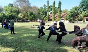 MERIAHKAN HARI KEMERDEKAAN SMAN 3 PATI GELAR SPEKTA
