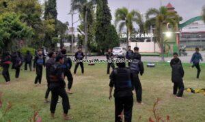 Atlet SMPN 3 Pati sedang berlatih teknik dan strategi serta bersiap memberikan kejutan prestasi di SH Terate Cup IX Cabang Pati