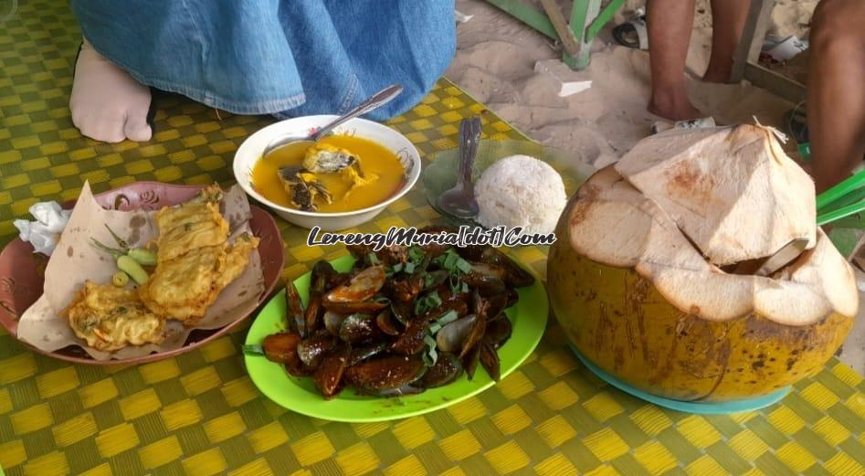 Salah satu kuliner khas di Pantai Wates Rembang | LERENG MURIA Salah satu kuliner khas di Pantai Wates Rembang
