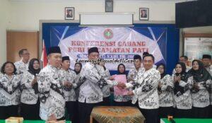 Kusharyanto (2 dari kiri barisan depan) terpilih sebagai Ketua PGRI Cabang Kecamatan Pati periode 2025/2030