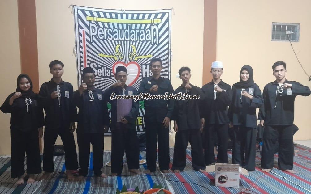 Annur Sahid (4 dari kiri) terpilih kembali sebagai Ketua SH Terate Ranting Trangkil untuk 3 tahun ke depan