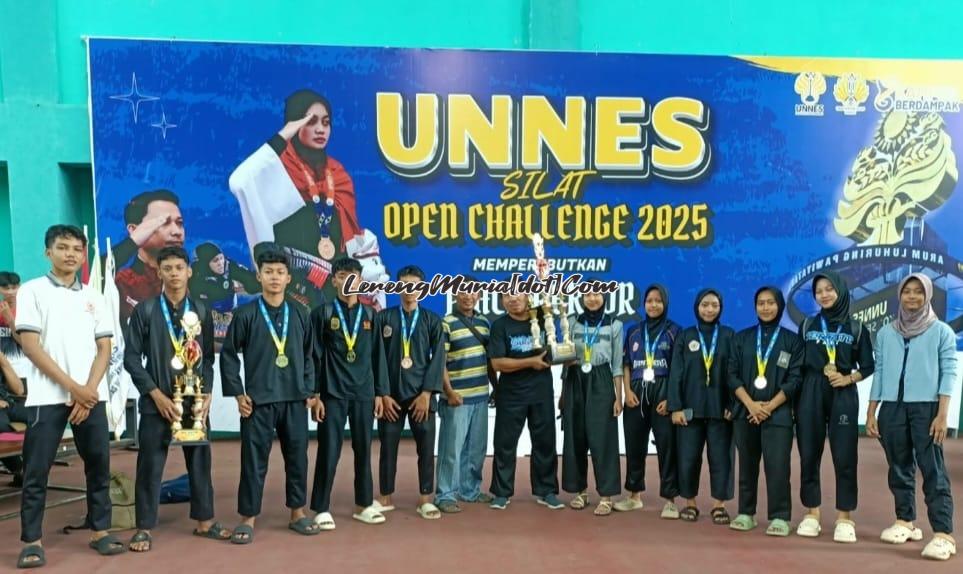 Tim Pencak Silat SMAN 3 Pati berhasil meraih juara umum 1 kategori remaja dalam Kejuaraan Unnes Silat Open Challence dan memboyong Piala Rektor Unnes Semarang