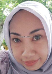 GURU FAVOROT (2): BU EMY DYAH, TEMAN CERITA