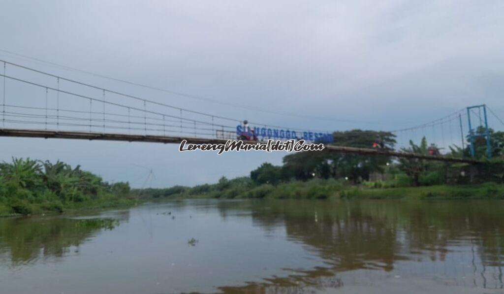 Sungai Juwana yang menjadi ikon Wisata Silugonggo Bestari Desa Sugiharjo Pati