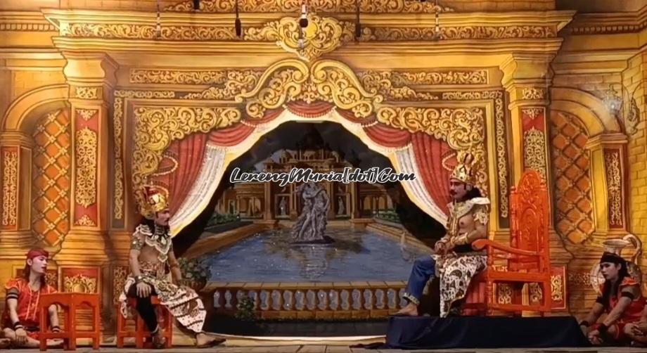 Salah satu adegan di pentas Kethoprak Wahyu Manggolo di Dukuh Muktisari Desa Muktiharjo Pati